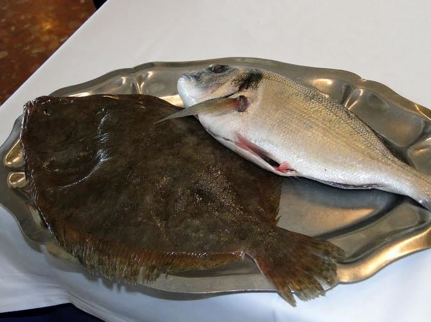 Pescado: Especialidades de Restaurante L'Estimat Pescado: Especialidades de Restaurante L'Estimat