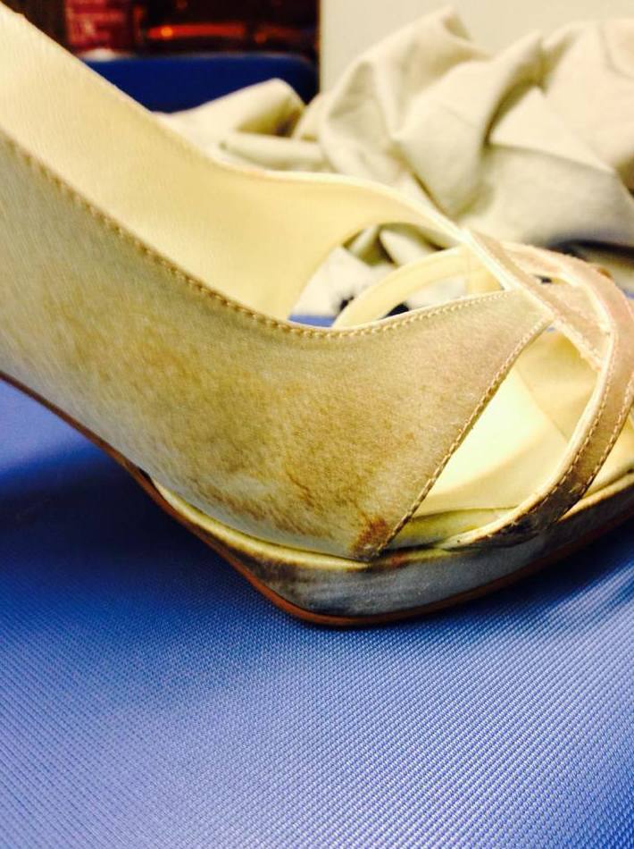 Limpieza de Zapatos de Novia o Fiesta: Servicios de Tintorería Anubis Limpieza de Zapatos de Novia o Fiesta: Servicios de Tintorería Anubis