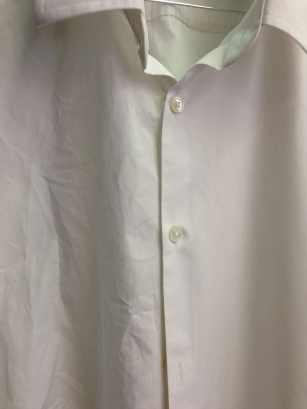 Limpieza de camisas: Servicios de Tintorería Anubis Limpieza de camisas: Servicios de Tintorería Anubis