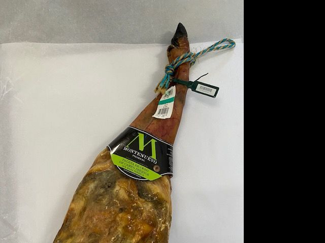 Paleta de cebo de campo ibérica 50 % raza Ibérica Paleta de cebo de campo ibérica 50 % raza Ibérica