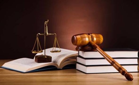 Defensa y asesoramiento jurídico a:: Servicios de Administrador Vicente Díaz López Defensa y asesoramiento jurídico a:: Servicios de Administrador Vicente Díaz López