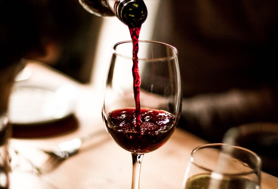 Vinos: Servicios de Llagar Restaurante Panizales Vinos: Servicios de Llagar Restaurante Panizales