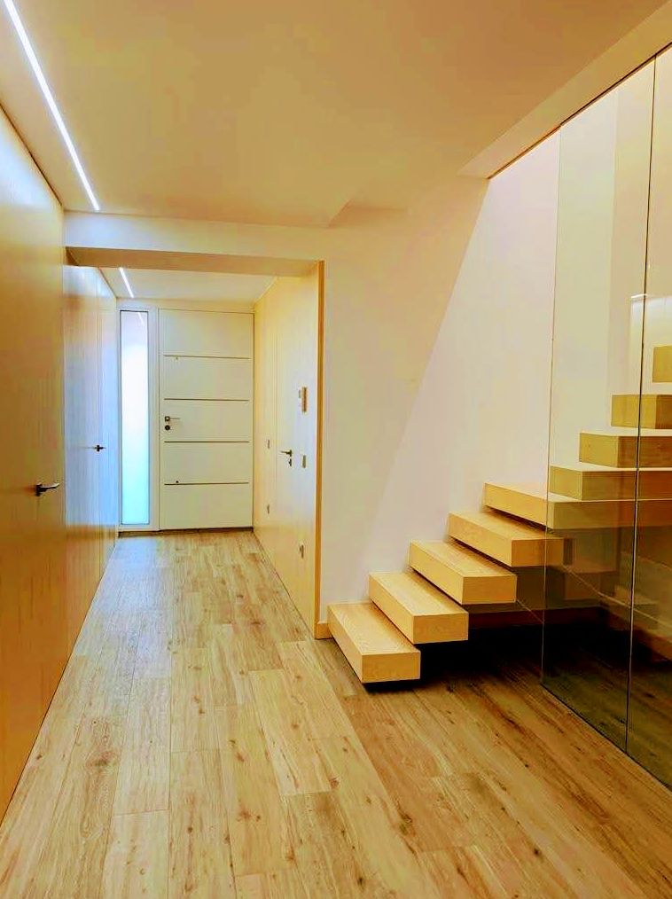 Escaleras: Catálogo de Dimeca Gómez, S.L. Escaleras: Catálogo de Dimeca Gómez, S.L.
