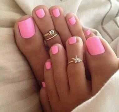 Pedicura: Nuestros servicios de Estética Aloe Pedicura: Nuestros servicios de Estética Aloe