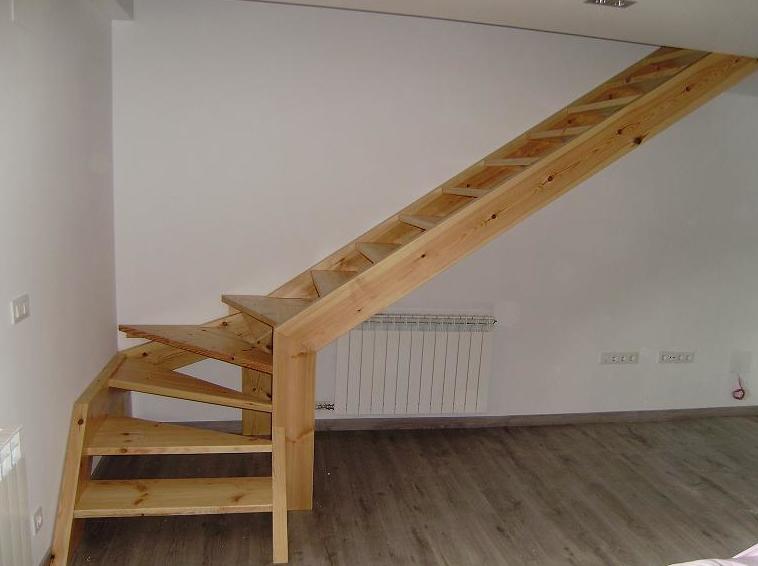 Escaleras y puertas: Productos de Ebanistería del Valle Escaleras y puertas: Productos de Ebanistería del Valle