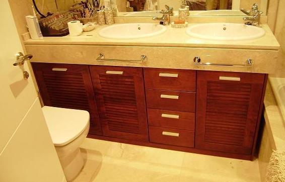 Baños: Productos de Ebanistería del Valle Baños: Productos de Ebanistería del Valle