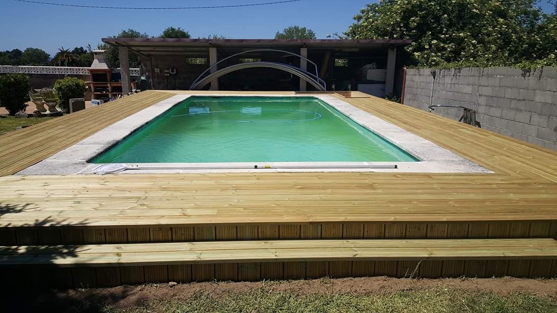 Tarimas para piscinas: Productos y Servicios de Carpintería Florencio Veiga Tarimas para piscinas: Productos y Servicios de Carpintería Florencio Veiga