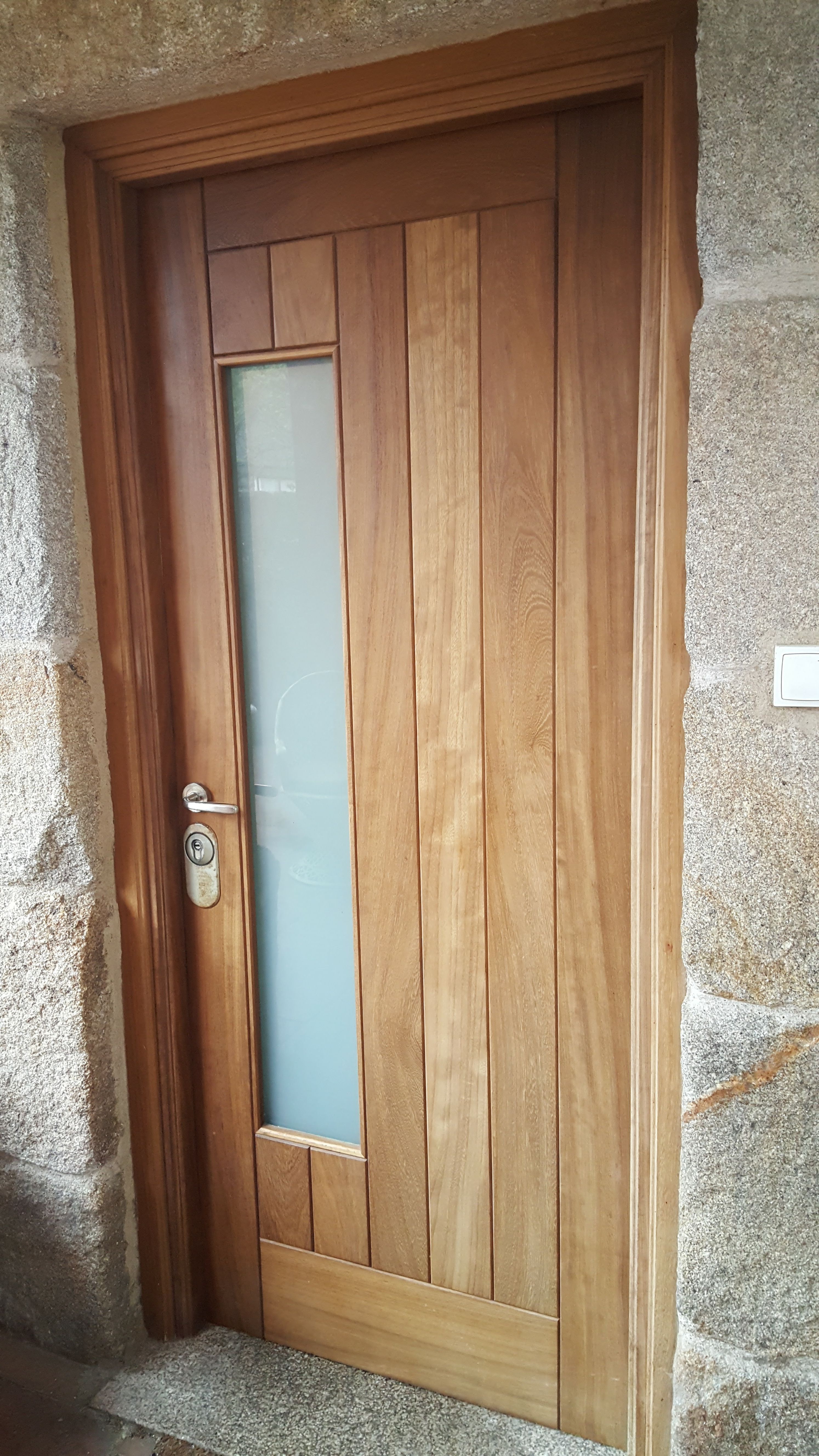 Puertas: Productos y Servicios de Carpintería Florencio Veiga Puertas: Productos y Servicios de Carpintería Florencio Veiga