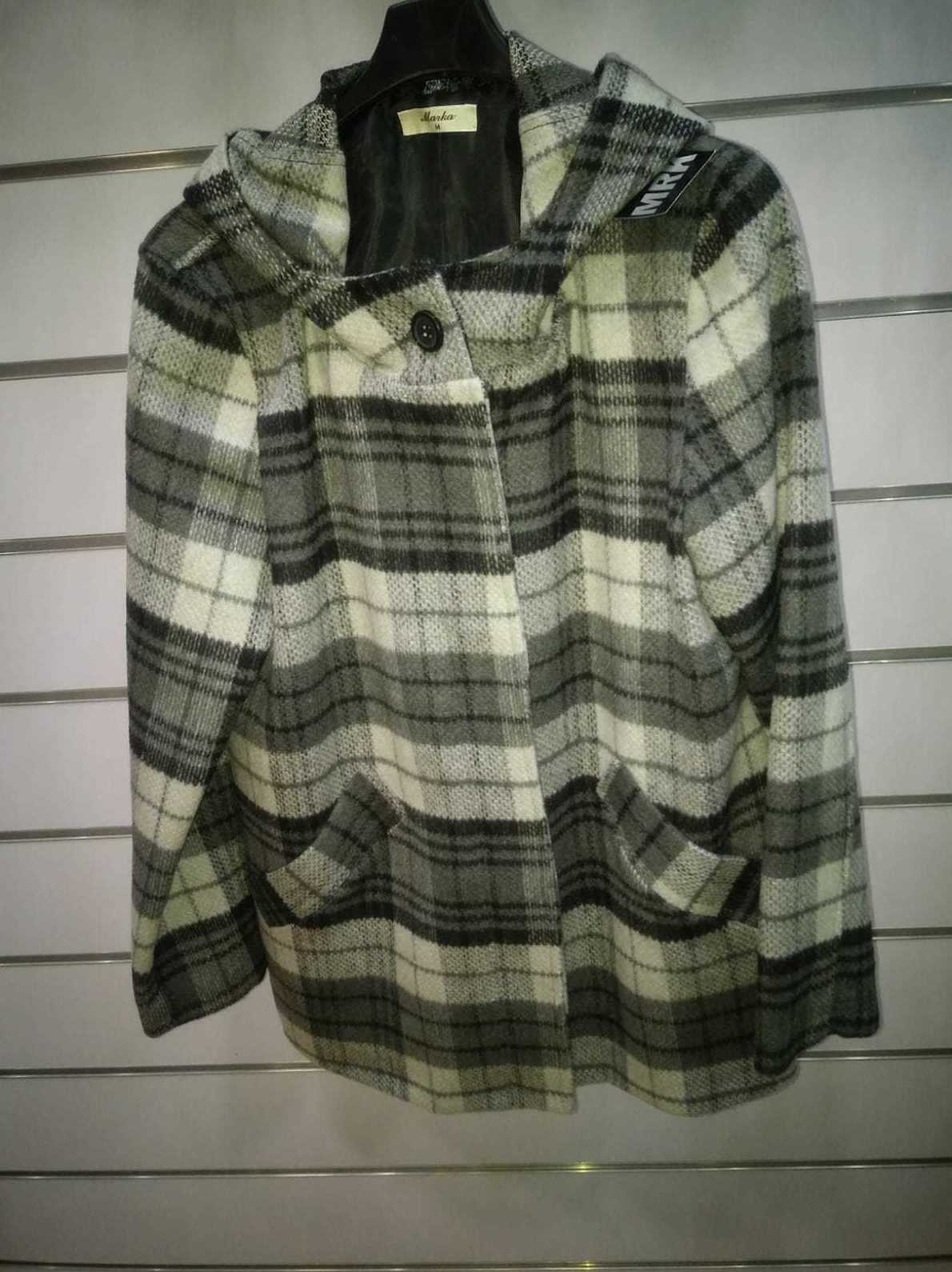 Abrigos y chaquetas: Productos de Factory Shop Abrigos y chaquetas: Productos de Factory Shop