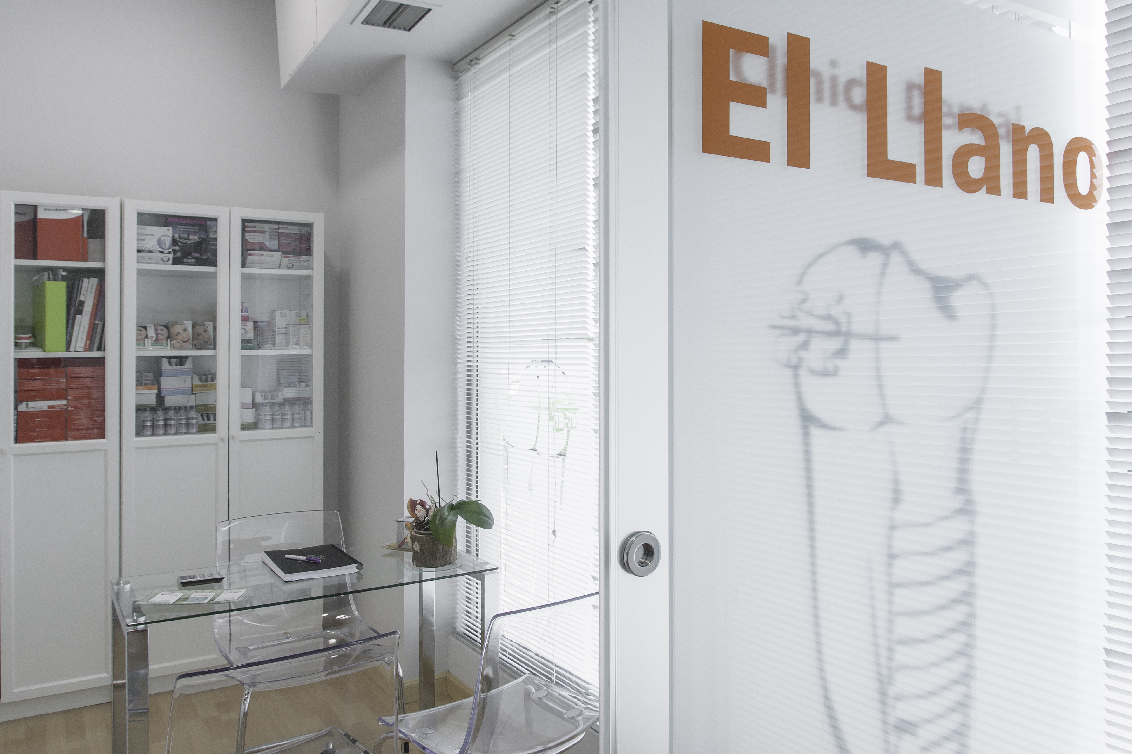 Interior de nuestra clínica dental en Gijón 