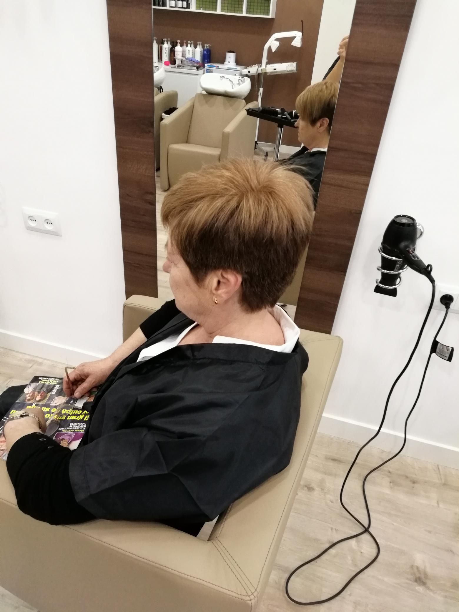 Peluquería unisex: Servicios de Álvarez Estilistas Peluquería unisex: Servicios de Álvarez Estilistas