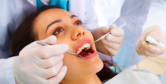 Periodoncia: Especialidades de Clínica Dental Dentsano Periodoncia: Especialidades de Clínica Dental Dentsano