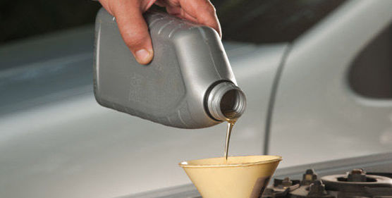 Cambio de aceite: Servicios de Solid Garage Cambio de aceite: Servicios de Solid Garage