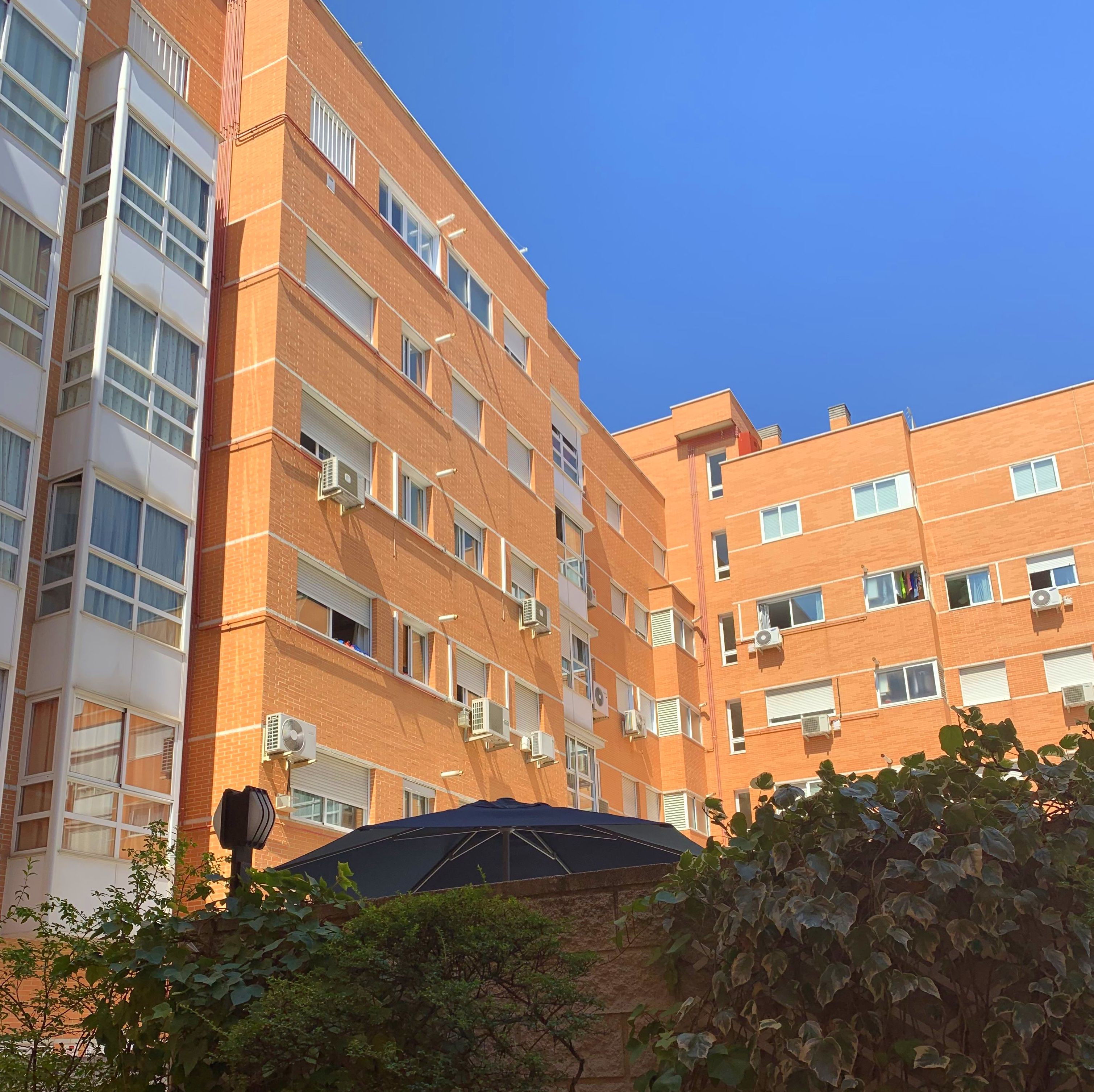 Piso en Las Tablas: Servicios de Alquila Vende Vivienda Piso en Las Tablas: Servicios de Alquila Vende Vivienda