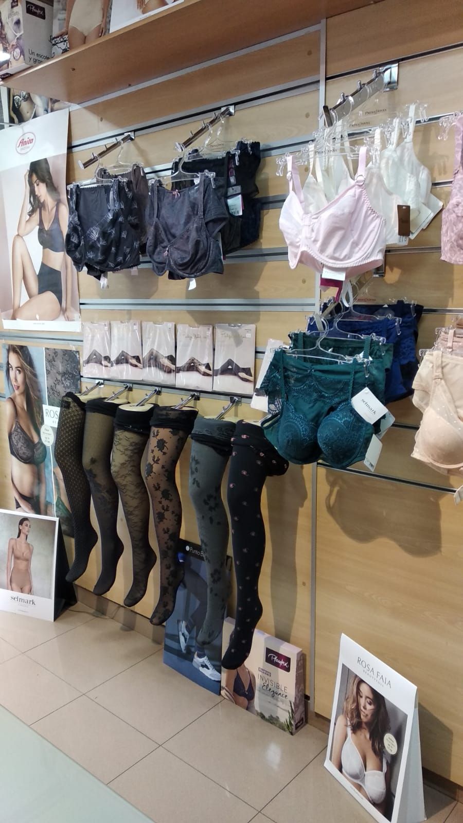 Lencería y Pijamería: Productos y Servicios de Llenceria Íntima Antonia Navarro Lencería y Pijamería: Productos y Servicios de Llenceria Íntima Antonia Navarro