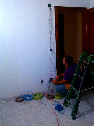 Sustitución de cableado en piso de Santomera en Murcia. Sustitución de cableado en piso de Santomera en Murcia.