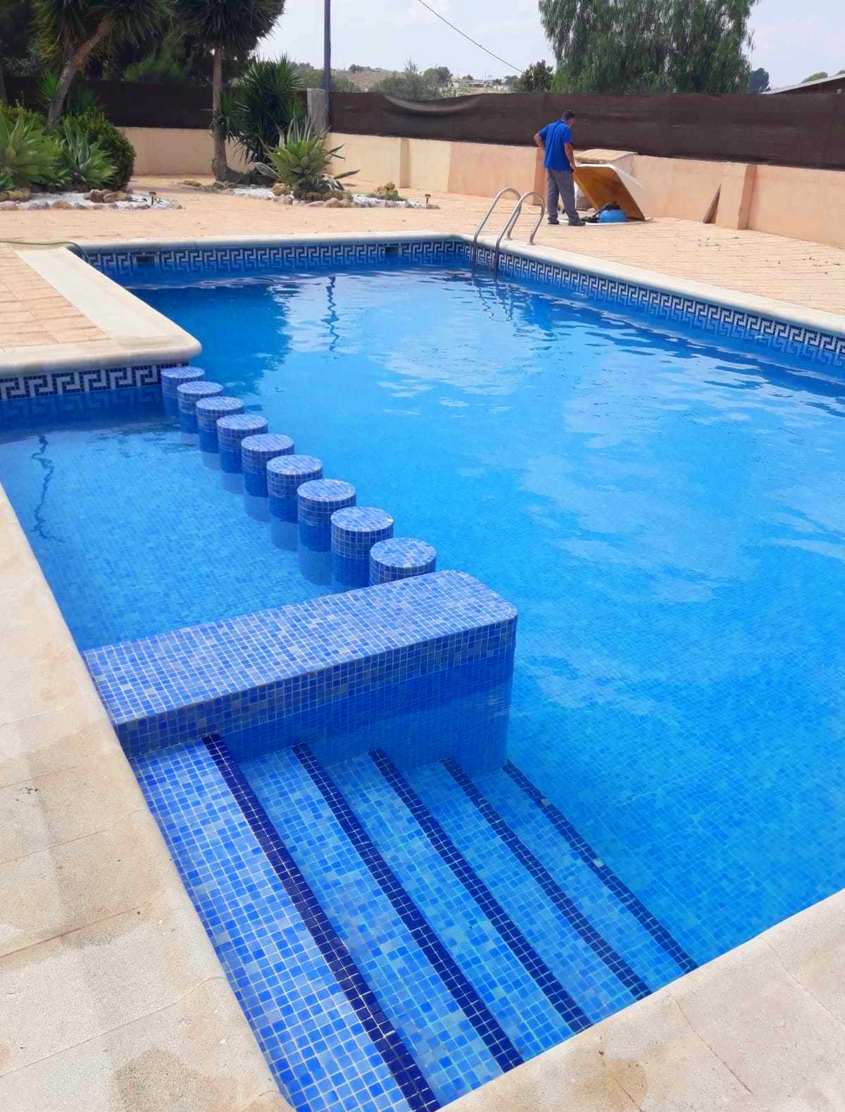 Piscina comunitaria en Cobatillas Piscina comunitaria en Cobatillas