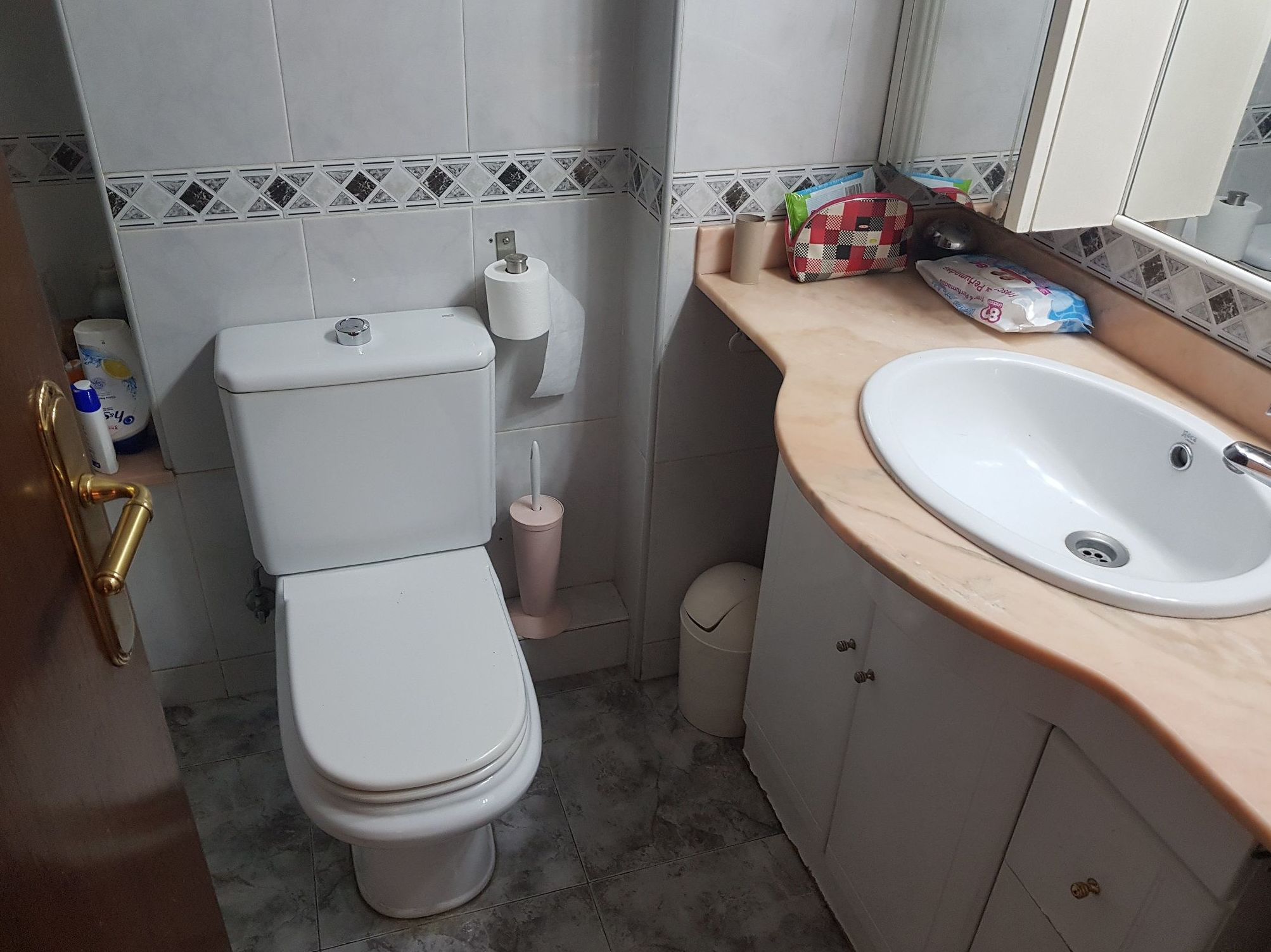 Piso en venta en Avda. Jaume I: Reformas Inmobiliaria de Lams. Reformas y Servicios Inmobiliarios Piso en venta en Avda. Jaume I: Reformas Inmobiliaria de Lams. Reformas y Servicios Inmobiliarios