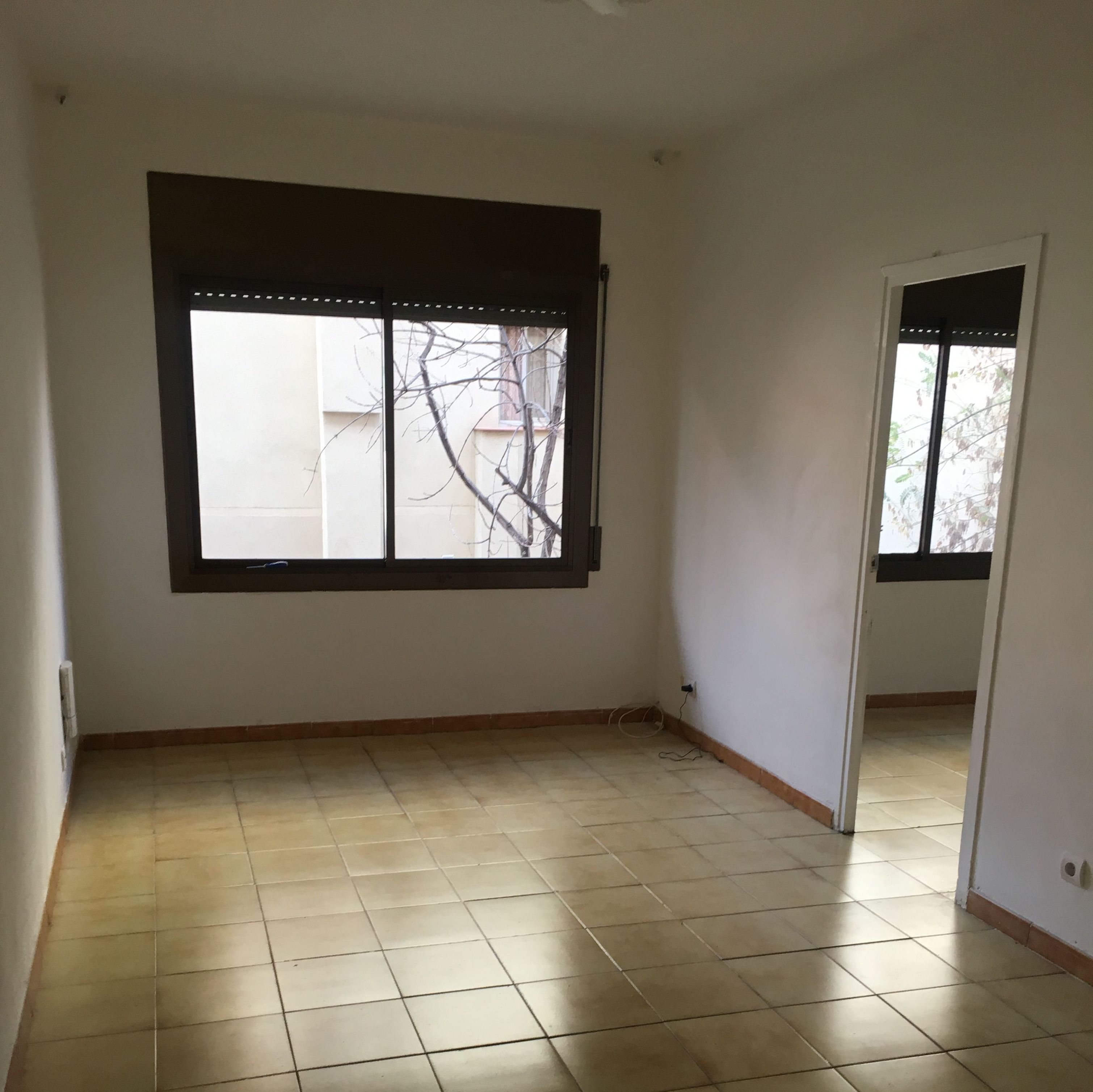 Piso en Venta Sants-La Bordeta: Reformas Inmobiliaria de Lams. Reformas y Servicios Inmobiliarios Piso en Venta Sants-La Bordeta: Reformas Inmobiliaria de Lams. Reformas y Servicios Inmobiliarios