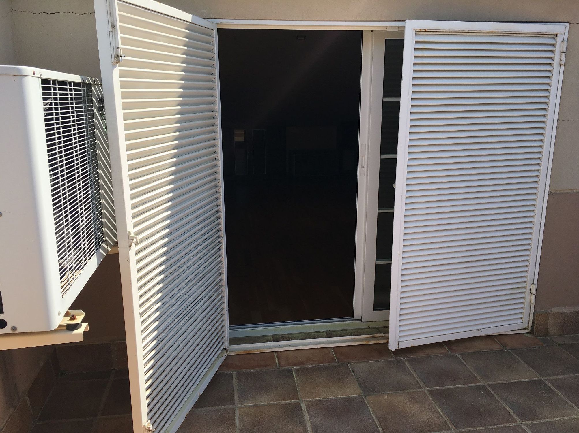 Casa en venta en Castellbisbal: Reformas Inmobiliaria de Lams. Reformas y Servicios Inmobiliarios Casa en venta en Castellbisbal: Reformas Inmobiliaria de Lams. Reformas y Servicios Inmobiliarios