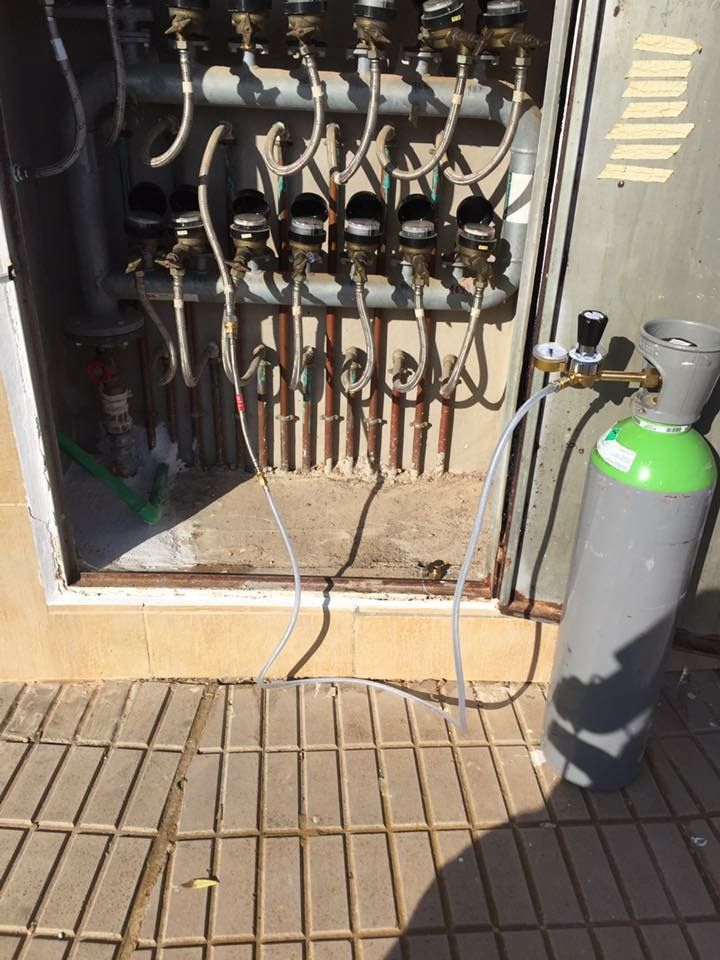 Localización de fugas de agua con gas traza: Nuestros servicios de J.A. Fontaneros Localización de fugas de agua con gas traza: Nuestros servicios de J.A. Fontaneros