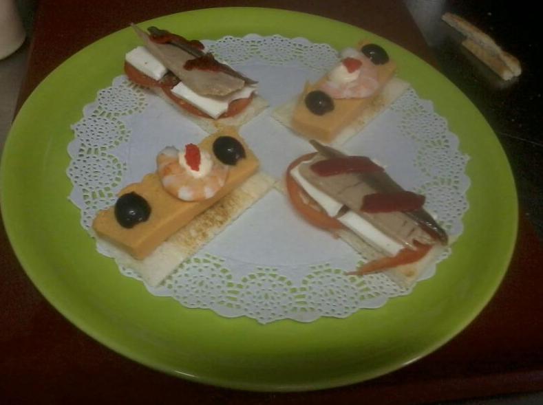 Tapas y aperitivos: Especialidades de la casa de Cafetería Bayona Tapas y aperitivos: Especialidades de la casa de Cafetería Bayona