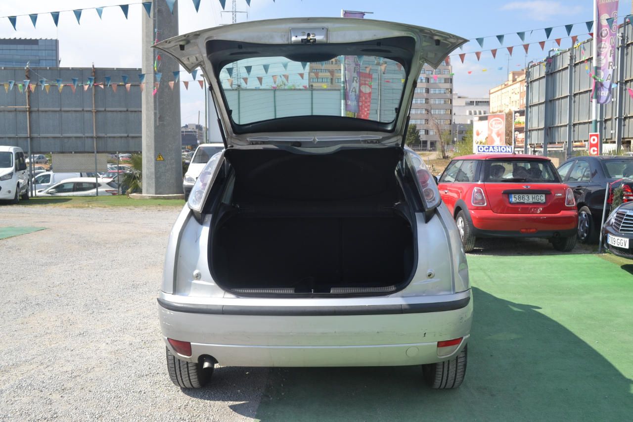 Ford Focus 1.8 TDdi Ghia: Nuestros coches de Safari Car Ford Focus 1.8 TDdi Ghia: Nuestros coches de Safari Car