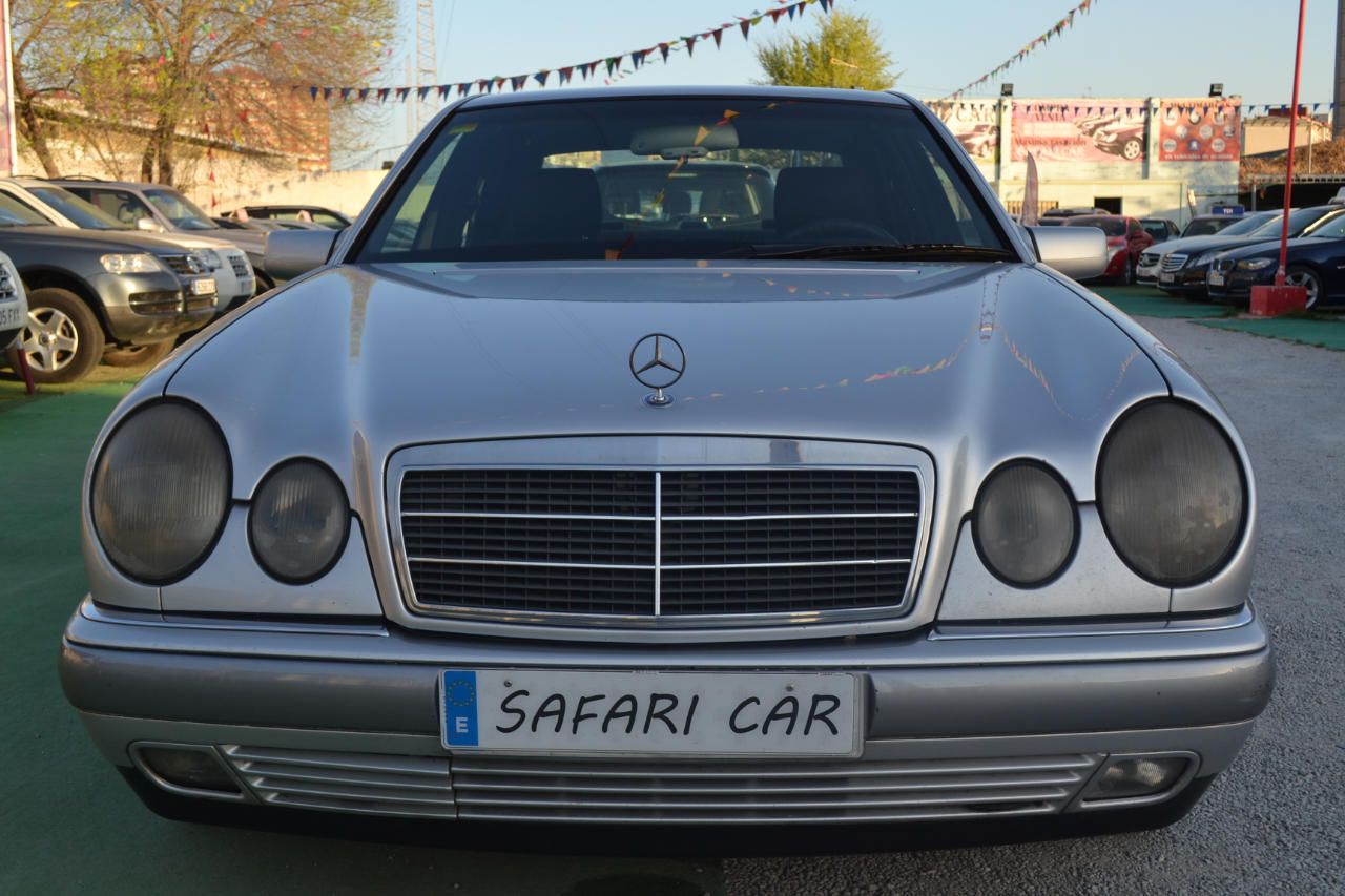 Mercedes-Benz E 290 Elegance: Nuestros coches de Safari Car Mercedes-Benz E 290 Elegance: Nuestros coches de Safari Car