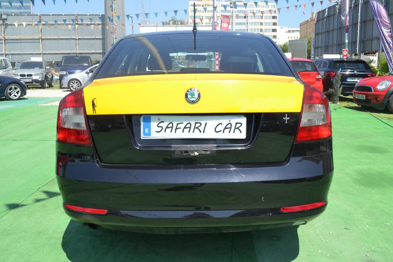 Skoda Octavia 1.6TDI CR Collection: Nuestros coches de Safari Car Skoda Octavia 1.6TDI CR Collection: Nuestros coches de Safari Car