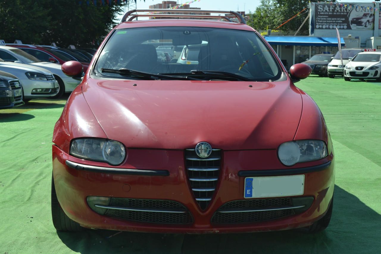 Alfa Romeo 147 1.9 JTD Distinctive: Nuestros coches de Safari Car Alfa Romeo 147 1.9 JTD Distinctive: Nuestros coches de Safari Car