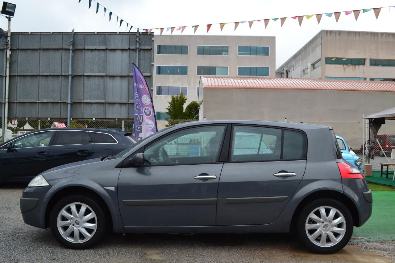 Renault Megane Mégane 1.5dCi Dynamique 105 eco2 (4.75): Nuestros coches de Safari Car Renault Megane Mégane 1.5dCi Dynamique 105 eco2 (4.75): Nuestros coches de Safari Car