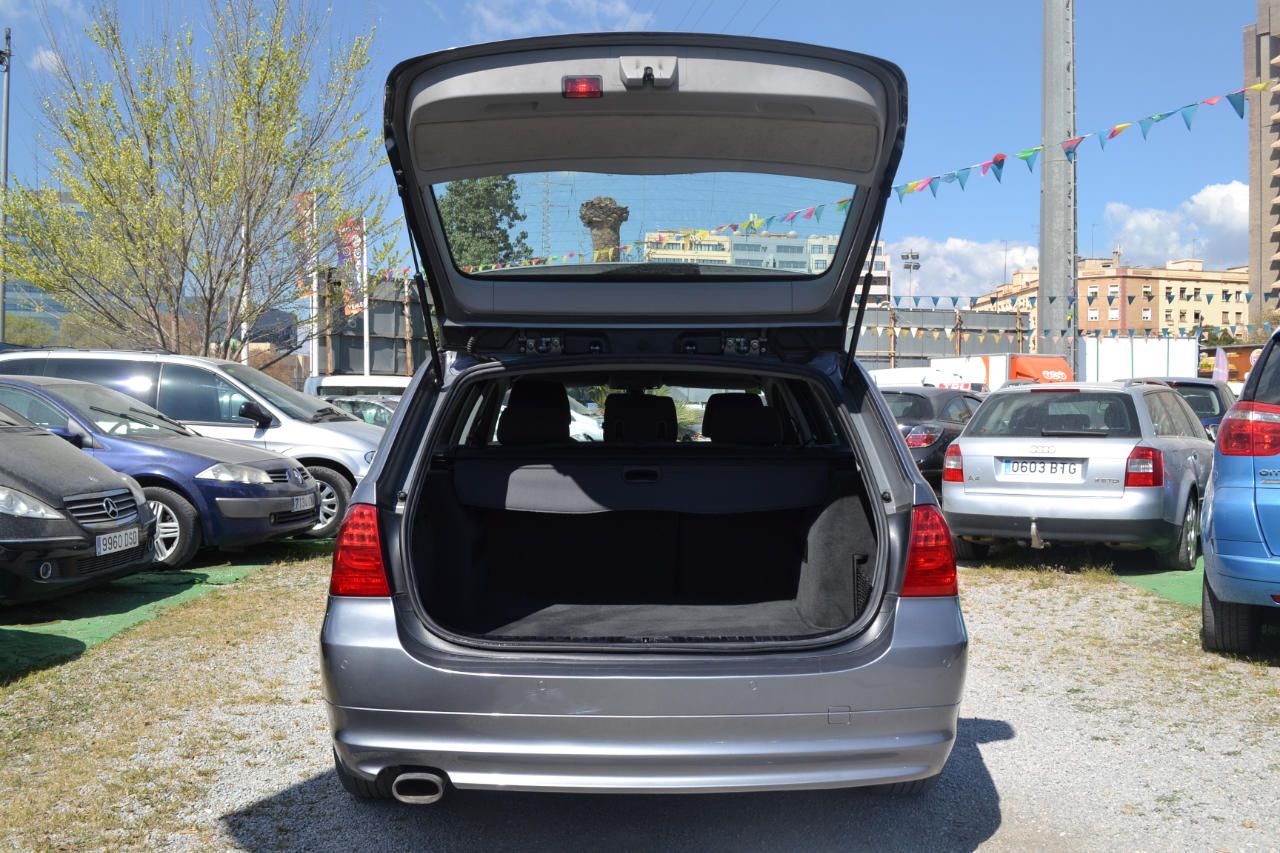 BMW 320 Serie 3 E90 Diesel: Nuestros coches de Safari Car BMW 320 Serie 3 E90 Diesel: Nuestros coches de Safari Car