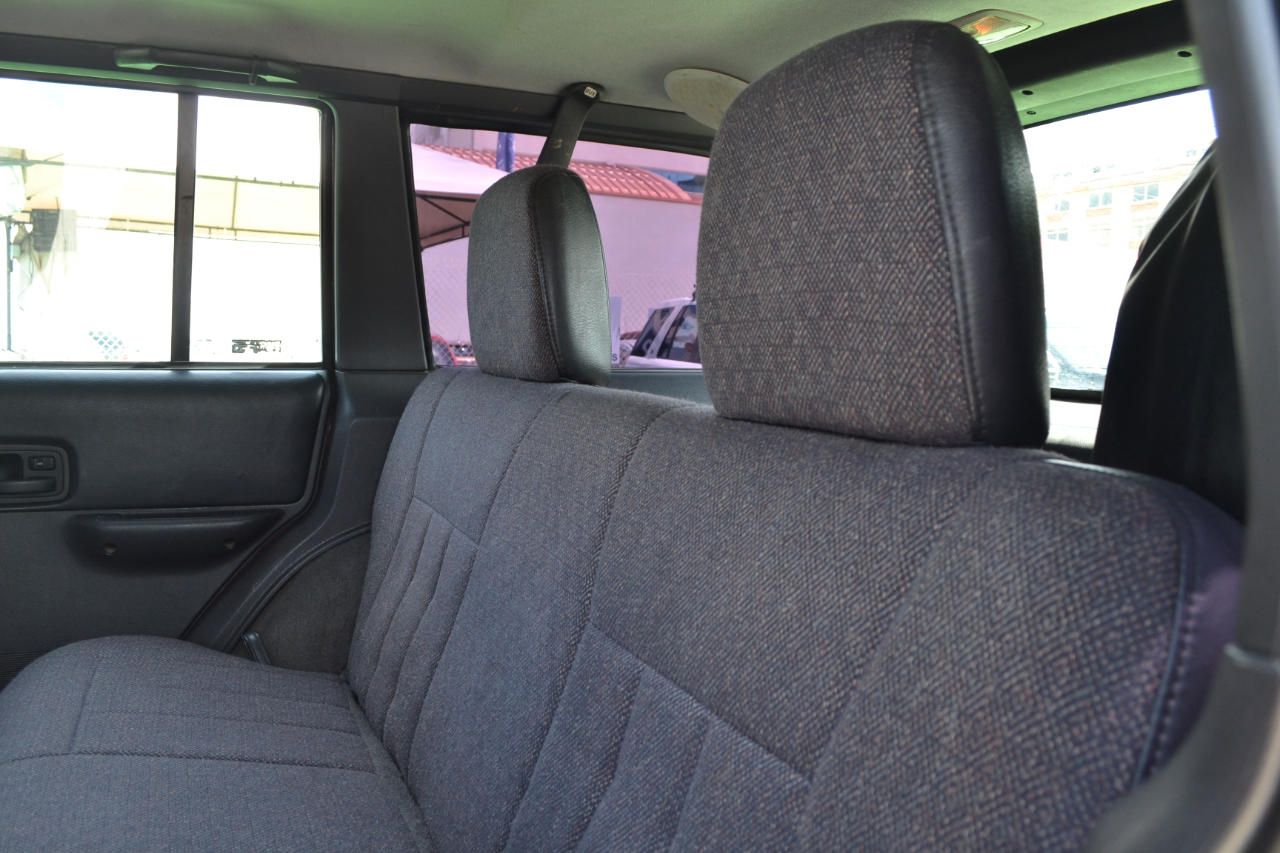 Jeep Cherokee 2.5TD Limited: Nuestros coches de Safari Car Jeep Cherokee 2.5TD Limited: Nuestros coches de Safari Car