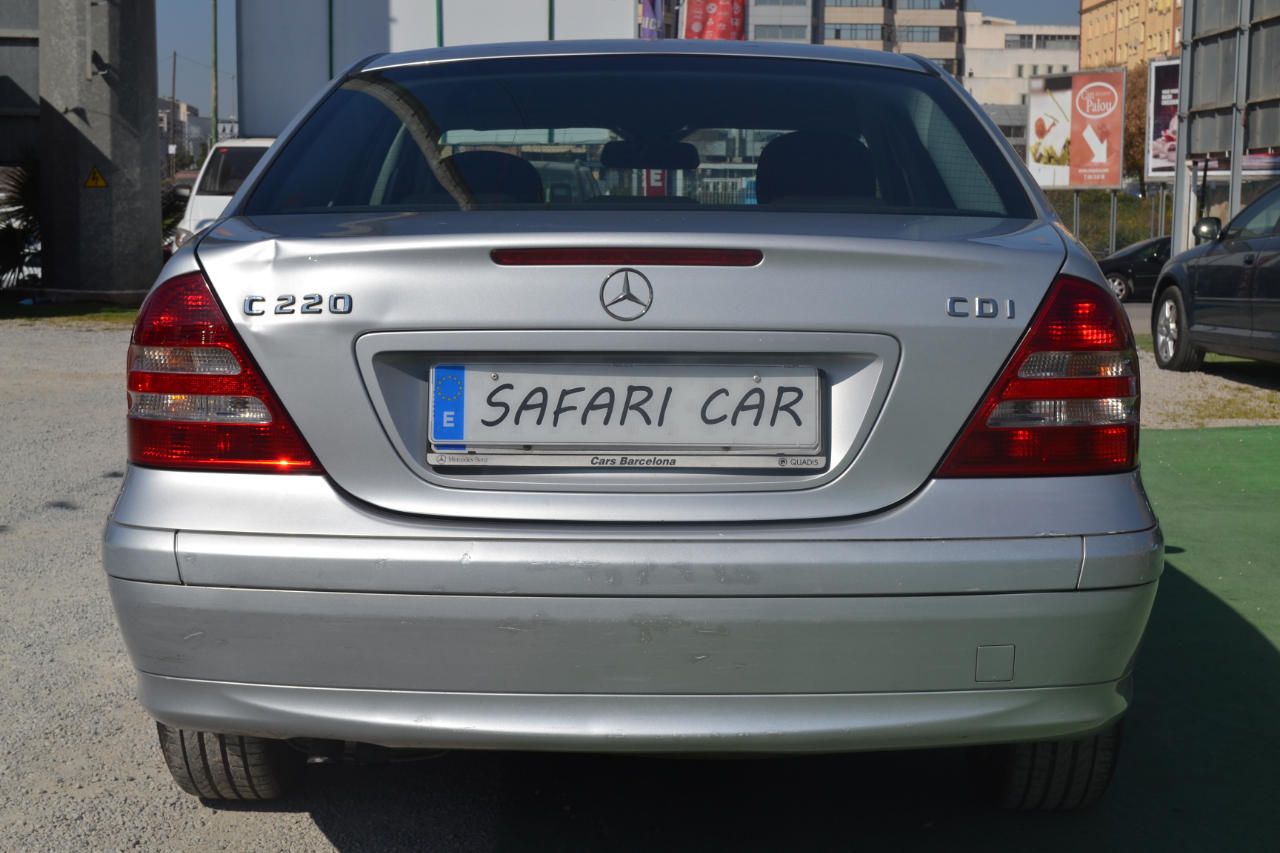 Mercedes-Benz C 220 CDI Classic: Nuestros coches de Safari Car Mercedes-Benz C 220 CDI Classic: Nuestros coches de Safari Car