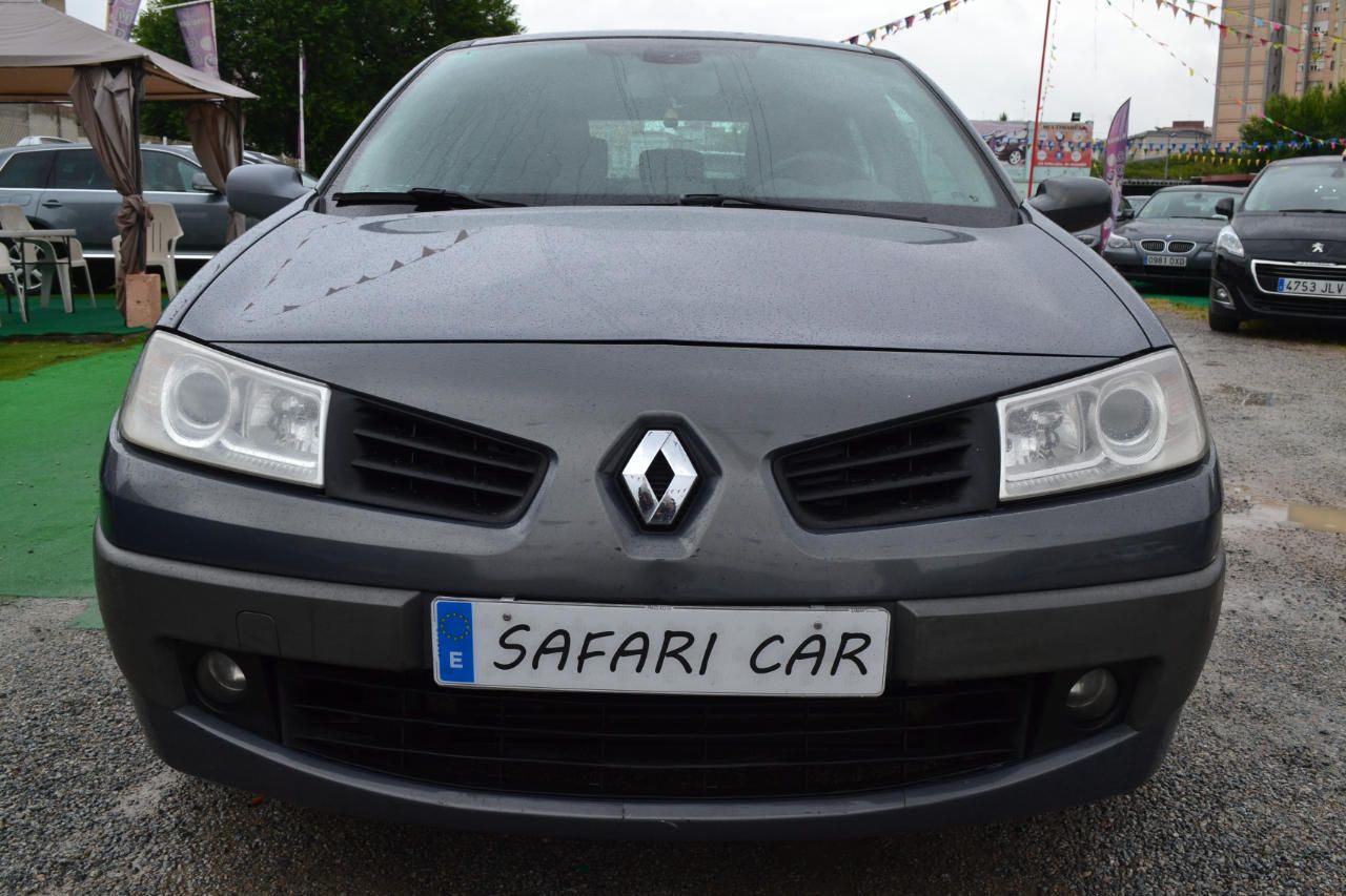 Renault Megane Mégane 1.5dCi Dynamique 105 eco2 (4.75): Nuestros coches de Safari Car Renault Megane Mégane 1.5dCi Dynamique 105 eco2 (4.75): Nuestros coches de Safari Car