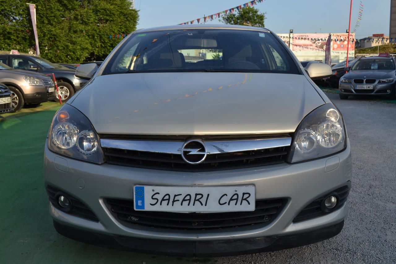 Opel Astra 1.9CDTi Elegance: Nuestros coches de Safari Car Opel Astra 1.9CDTi Elegance: Nuestros coches de Safari Car