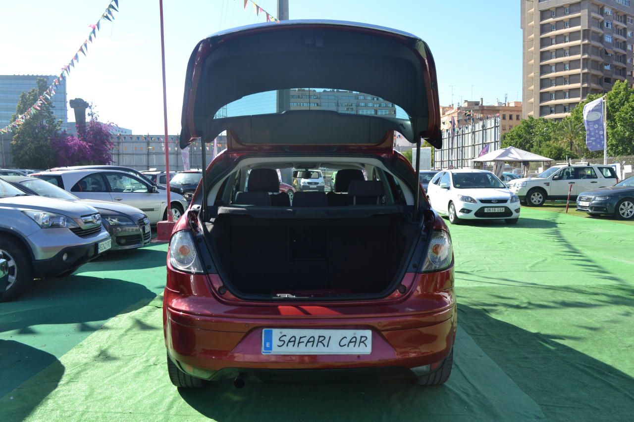 SEAT Toledo 1.9TDI Reference: Nuestros coches de Safari Car SEAT Toledo 1.9TDI Reference: Nuestros coches de Safari Car