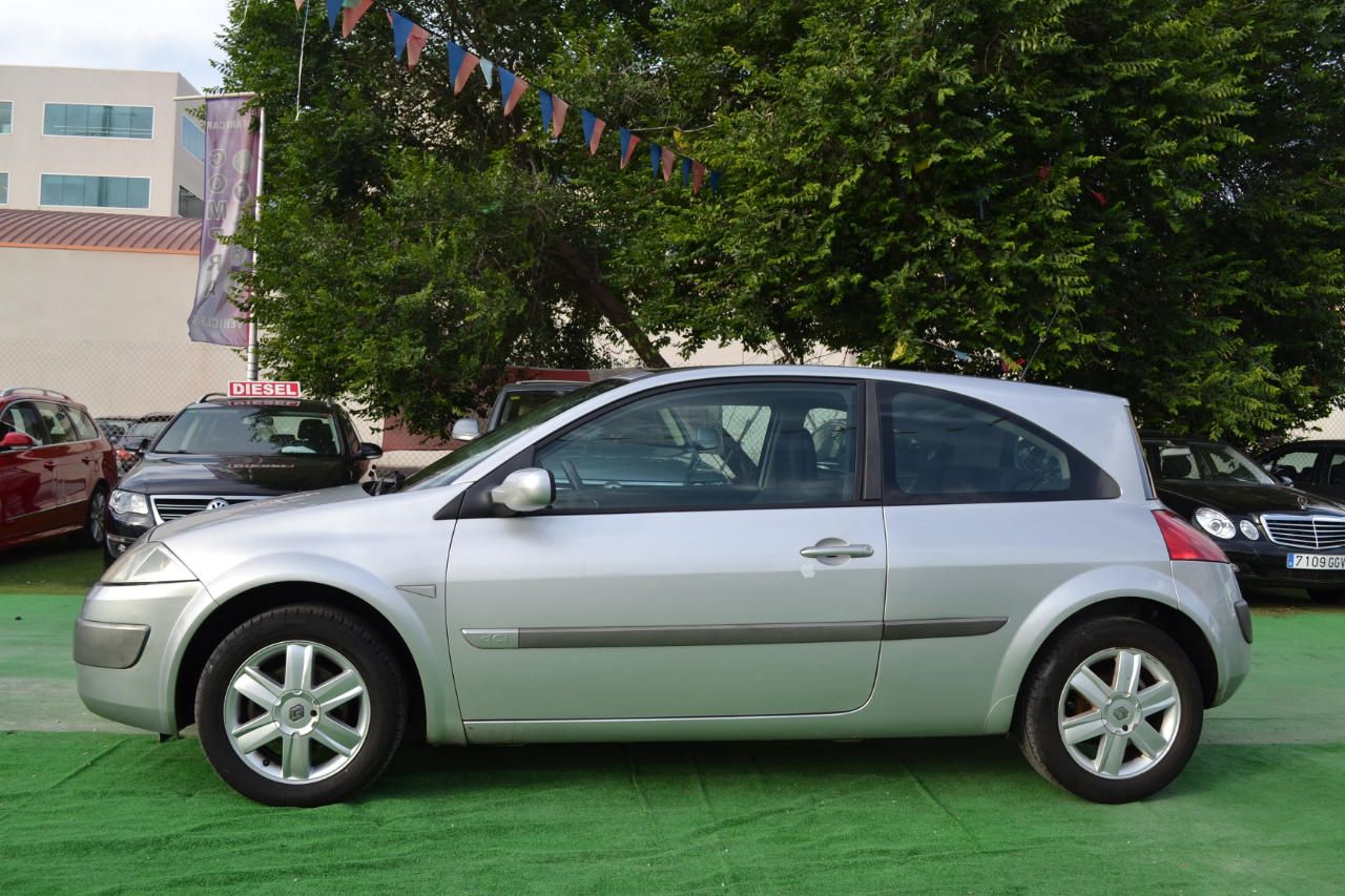 Renault Megane 1.5dCi Confort Expression 105 eco2: Nuestros coches de Safari Car Renault Megane 1.5dCi Confort Expression 105 eco2: Nuestros coches de Safari Car