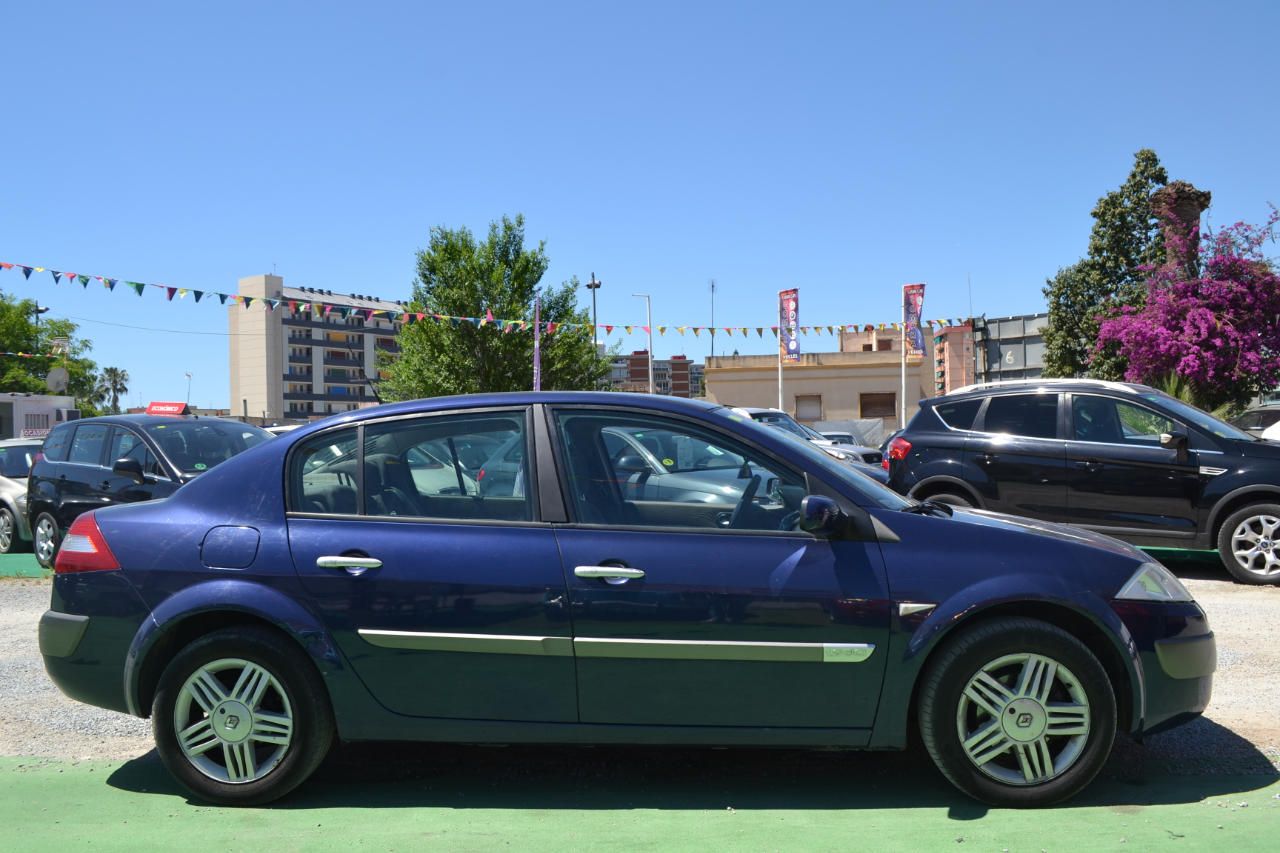 Renault Megane 1.9DCi Confort Dynamique: Nuestros coches de Safari Car Renault Megane 1.9DCi Confort Dynamique: Nuestros coches de Safari Car