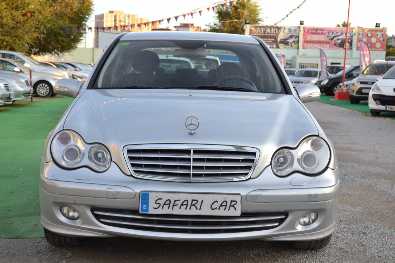 Mercedes-Benz C 180 K Sport Edition: Nuestros coches de Safari Car Mercedes-Benz C 180 K Sport Edition: Nuestros coches de Safari Car
