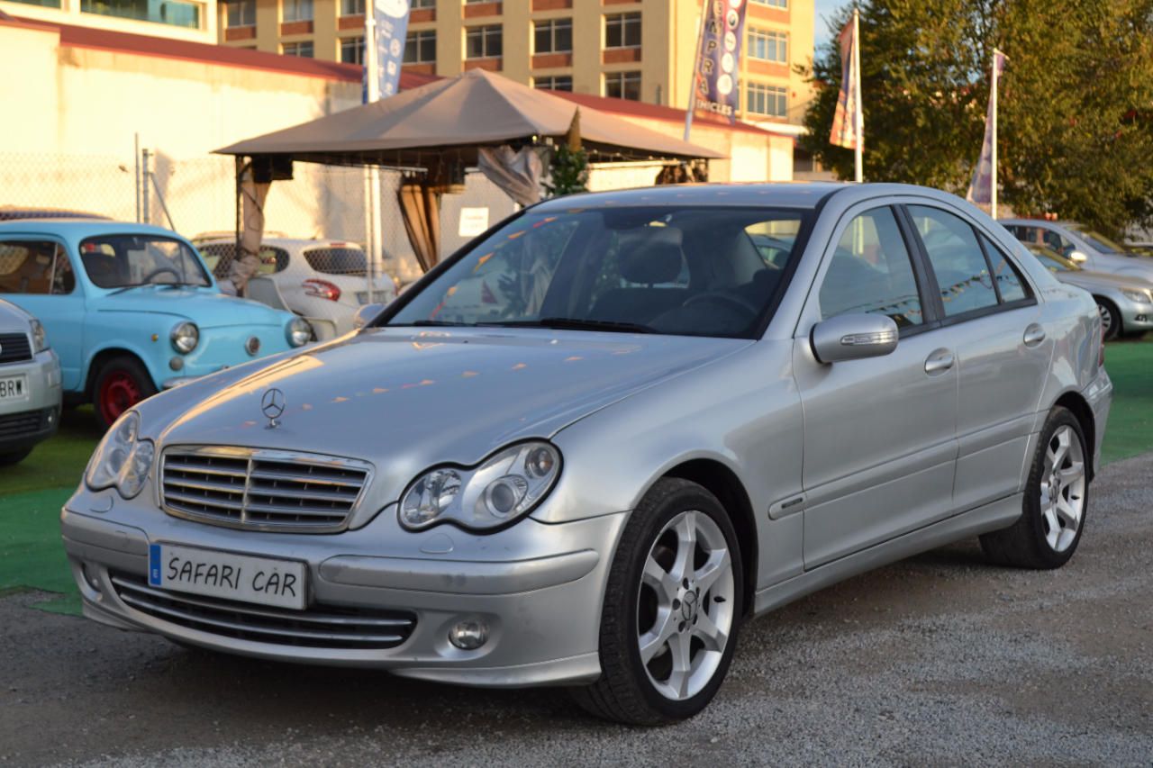 Mercedes-Benz C 180 K Sport Edition: Nuestros coches de Safari Car Mercedes-Benz C 180 K Sport Edition: Nuestros coches de Safari Car