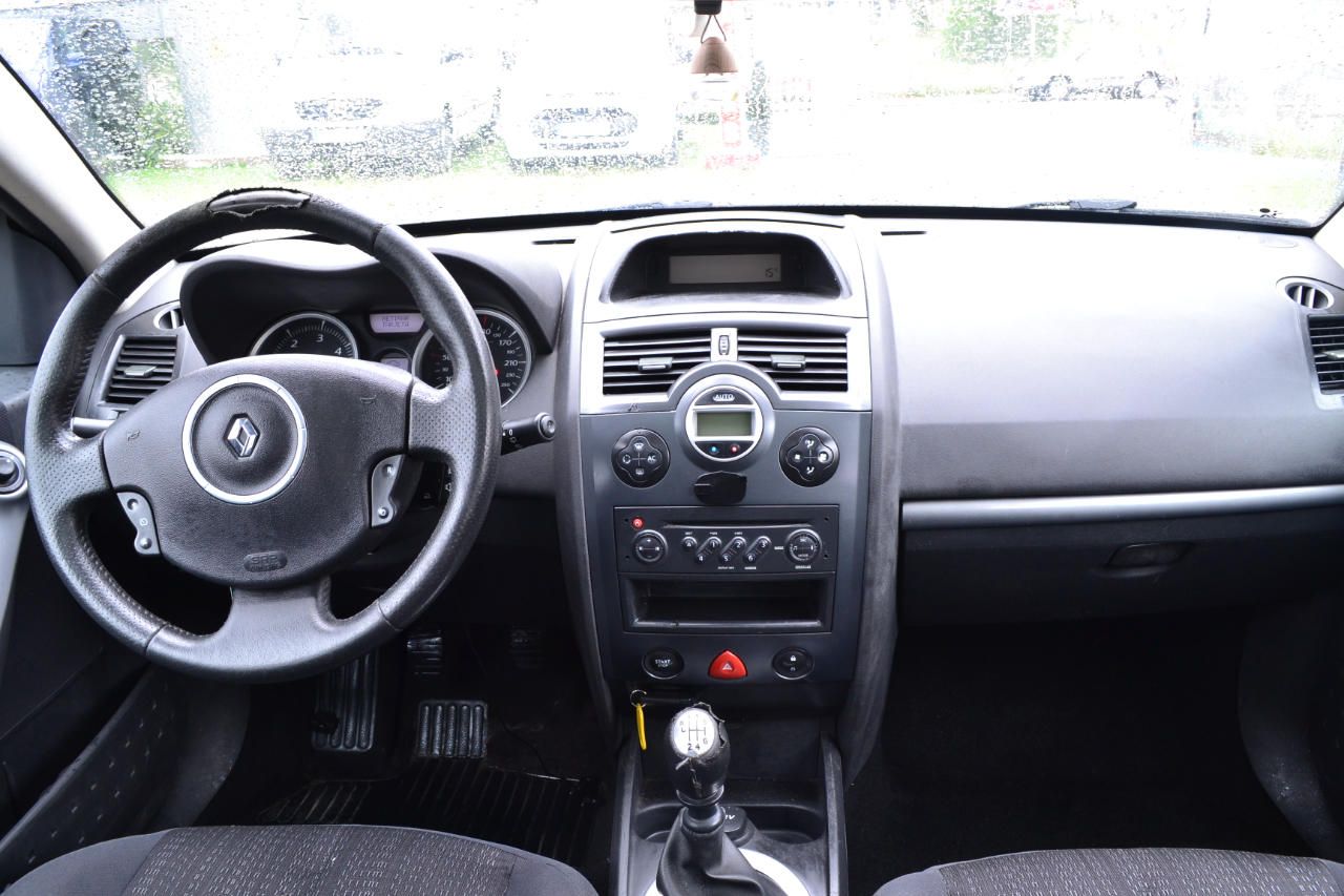 Renault Megane Mégane 1.5dCi Dynamique 105 eco2 (4.75): Nuestros coches de Safari Car Renault Megane Mégane 1.5dCi Dynamique 105 eco2 (4.75): Nuestros coches de Safari Car