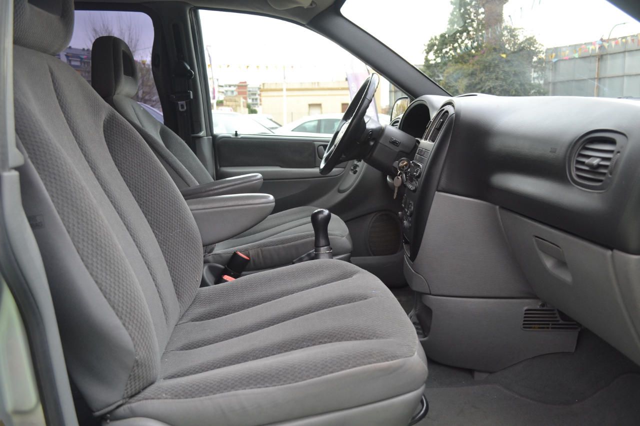 Chrysler Voyager 2.5 CRD LX: Nuestros coches de Safari Car Chrysler Voyager 2.5 CRD LX: Nuestros coches de Safari Car