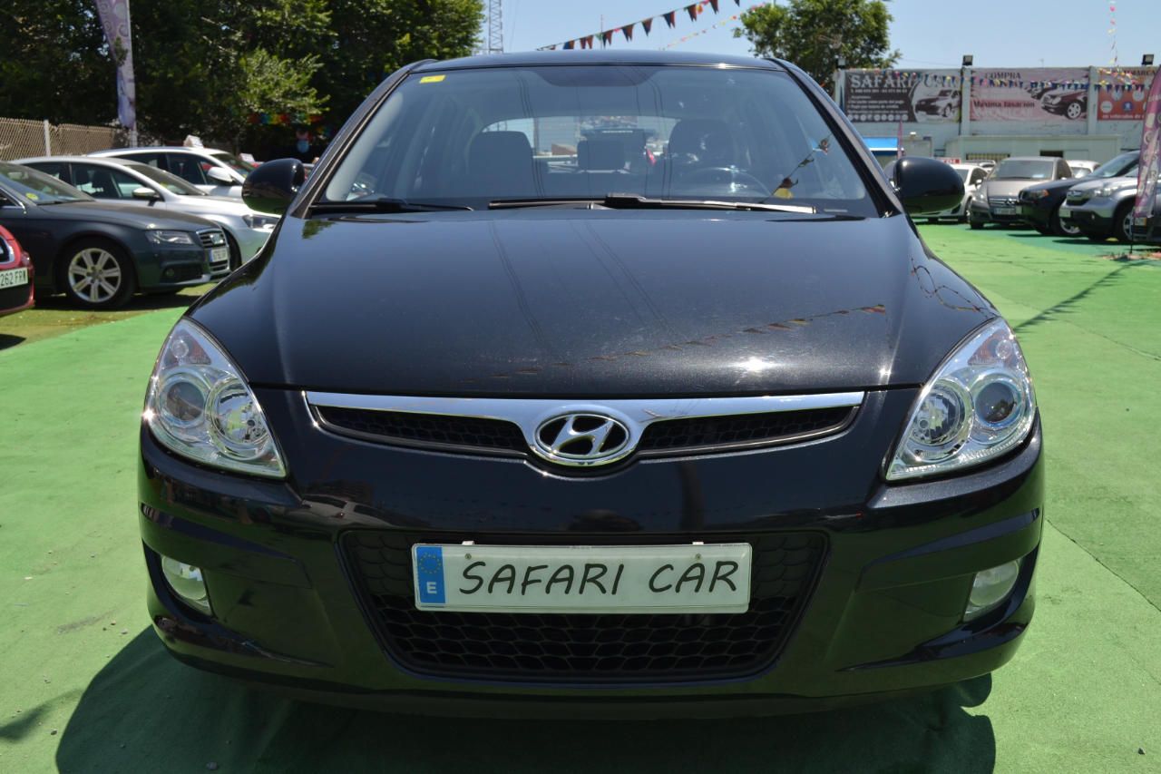 Hyundai i30 1.6CRDi Style Aut. 115: Nuestros coches de Safari Car Hyundai i30 1.6CRDi Style Aut. 115: Nuestros coches de Safari Car