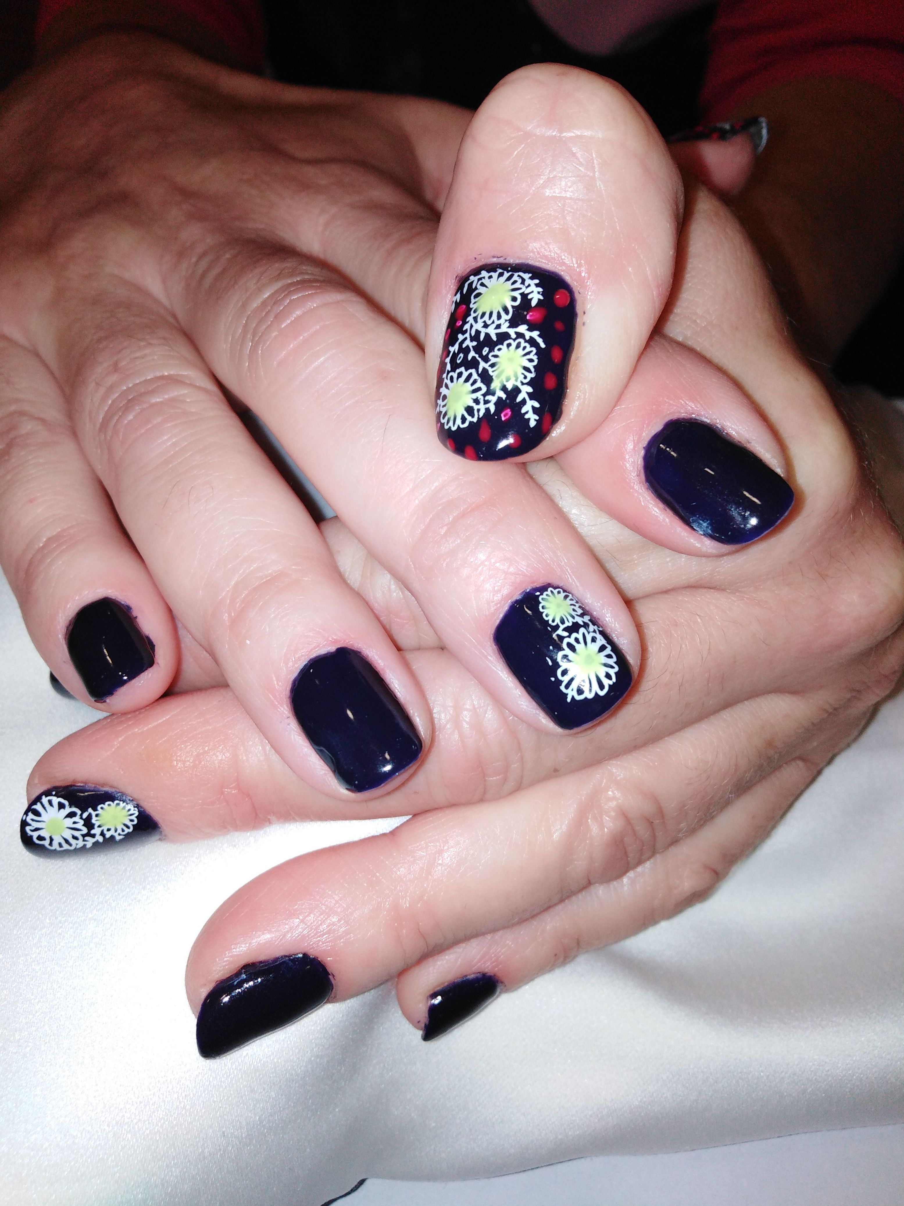 Manicura permanente: Tratamientos estéticos de Centro de Belleza Venus Manicura permanente: Tratamientos estéticos de Centro de Belleza Venus