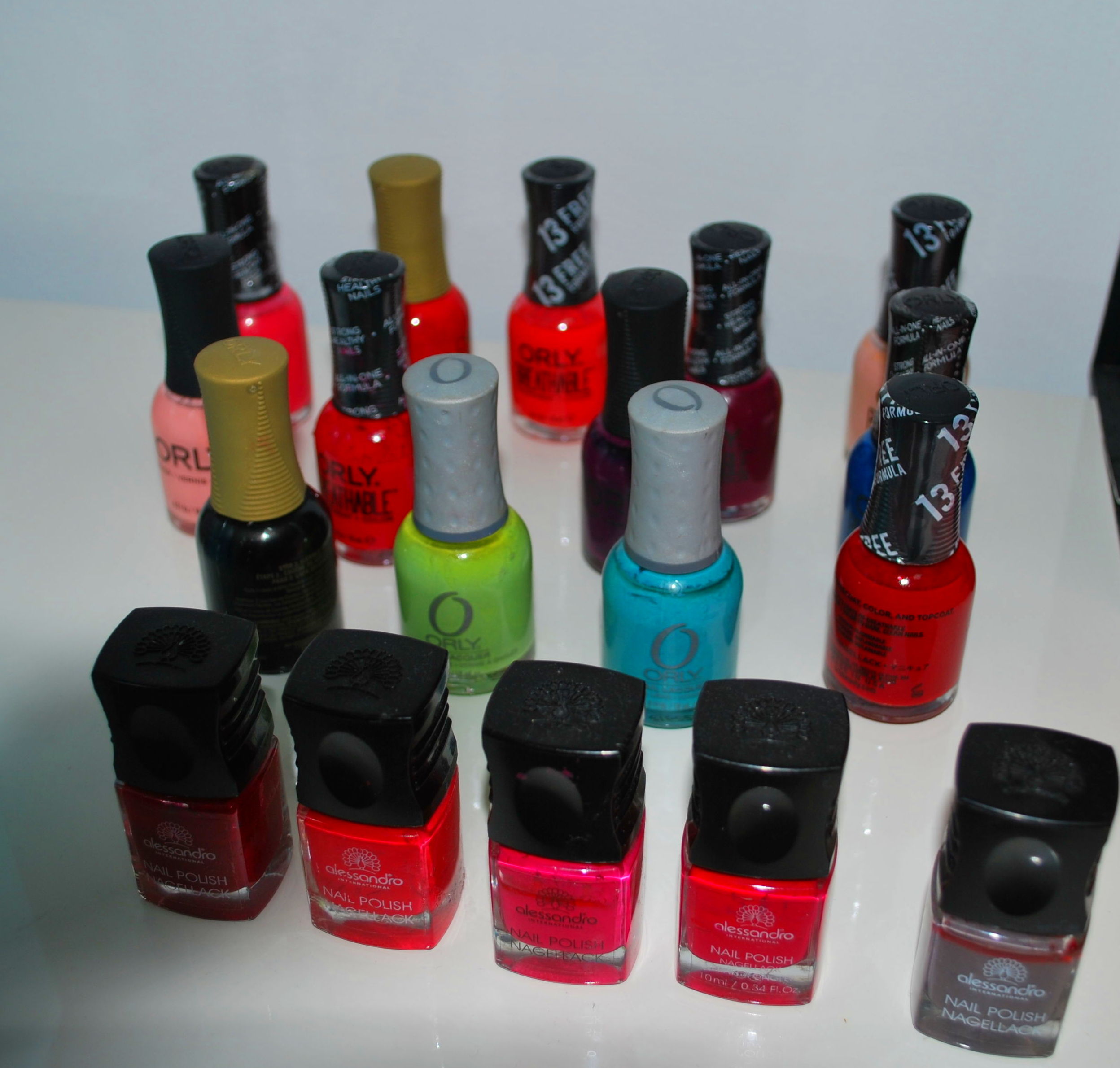 Manicuras y pedicuras: Ofertas y Tratamientos de Esther Orozco Estética Personalizada Manicuras y pedicuras: Ofertas y Tratamientos de Esther Orozco Estética Personalizada