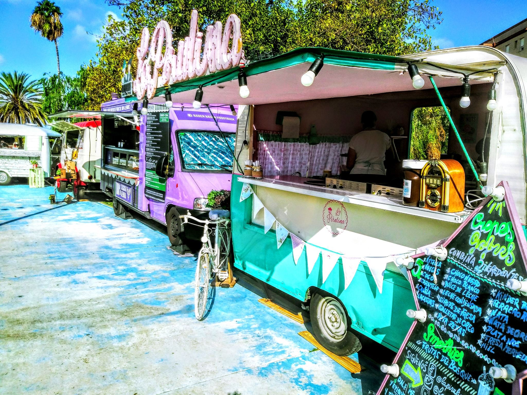 Food Truk: Servicios de La Pirulina Food Truk: Servicios de La Pirulina