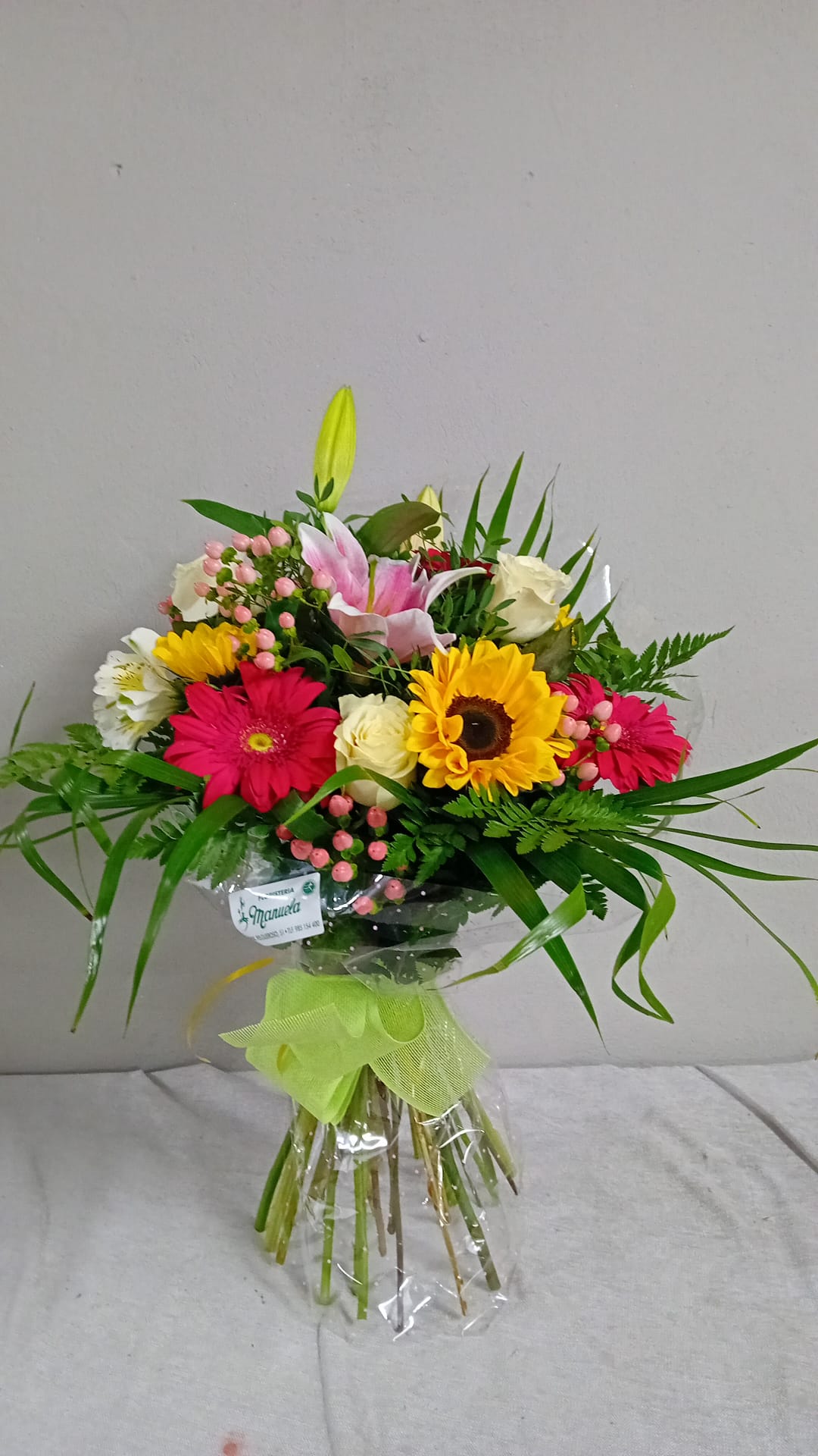 Ramo variado: CATALOGO de Floristería Manuela