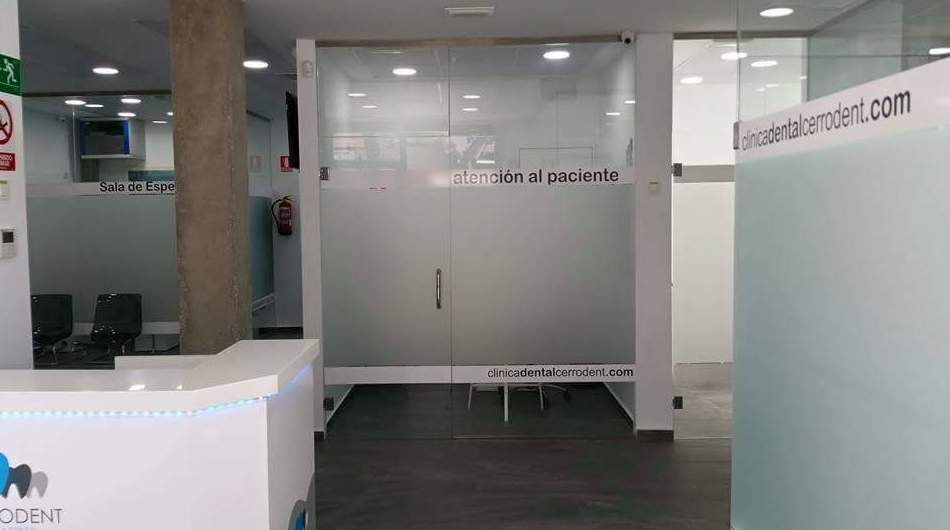 Acristalamientos: Servicios de Cristalería Adorna Acristalamientos: Servicios de Cristalería Adorna