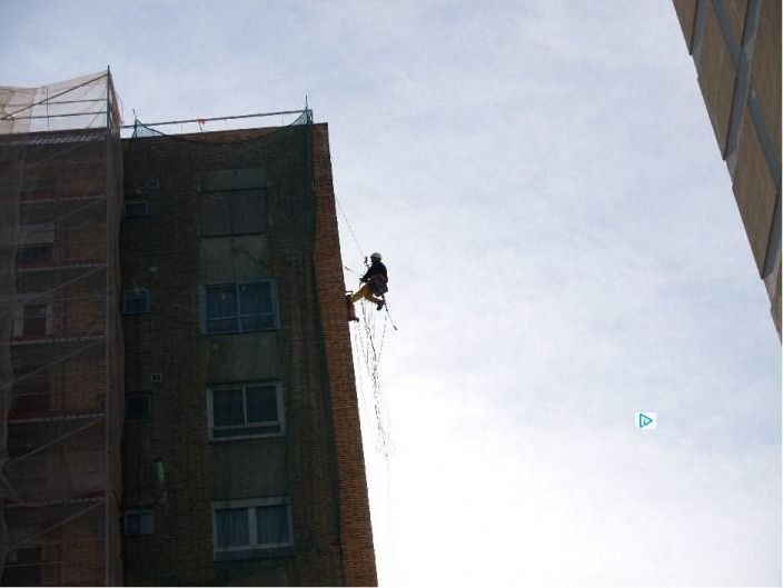 Trabajos de altura: Servicios de Pedro Vertical Trabajos de altura: Servicios de Pedro Vertical